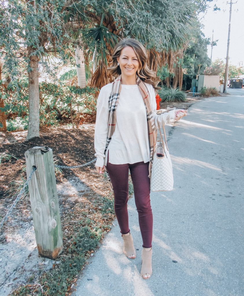 8 Easy Fall Transitional Looks for everyone! #ootd #outfitinspo #fallllooks 