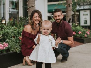 Outfit & Location Tips for a: Family Holiday Shoot