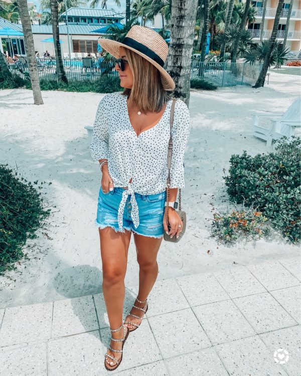 30 Summer Outfit Ideas - World of Modern Mom